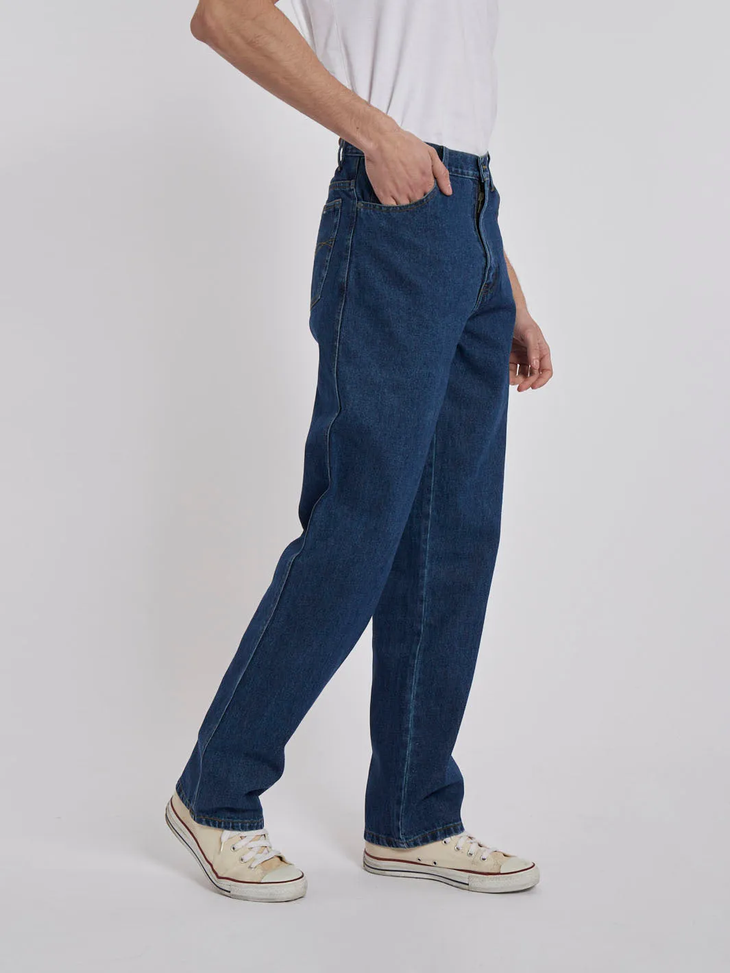 1990s Solid blue Cargo Jeans with 4 pockets and zipper closure