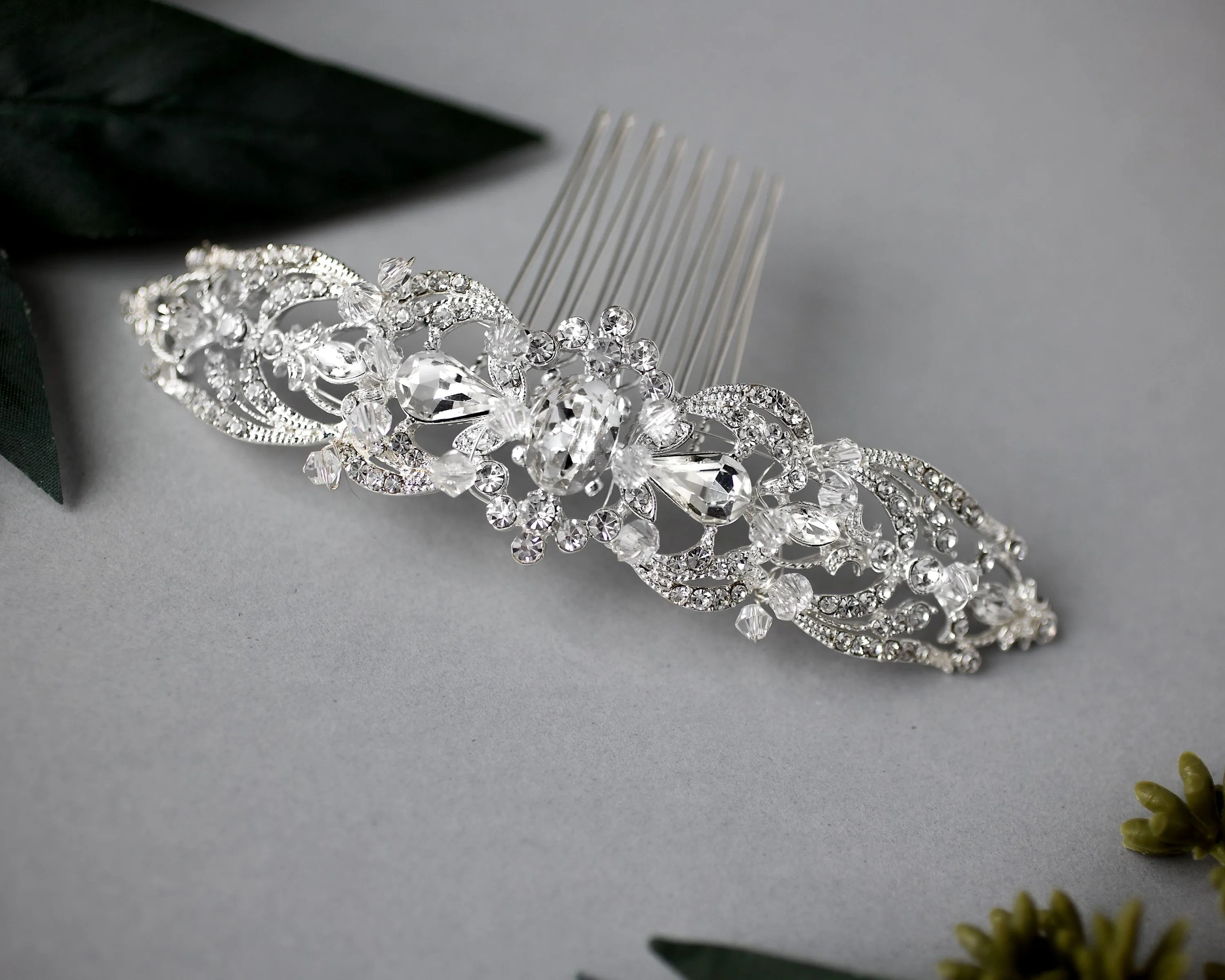 Bridal Hair Comb with Oval Jewel Center