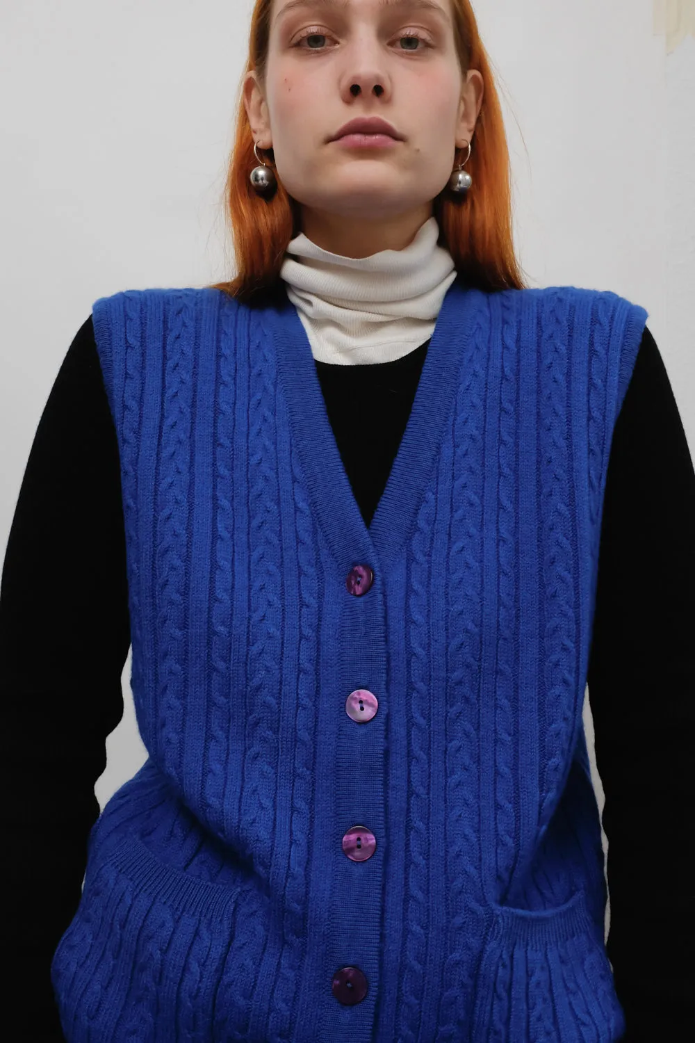 CABLE KNIT BLUE WOOL VINTAGE VEST