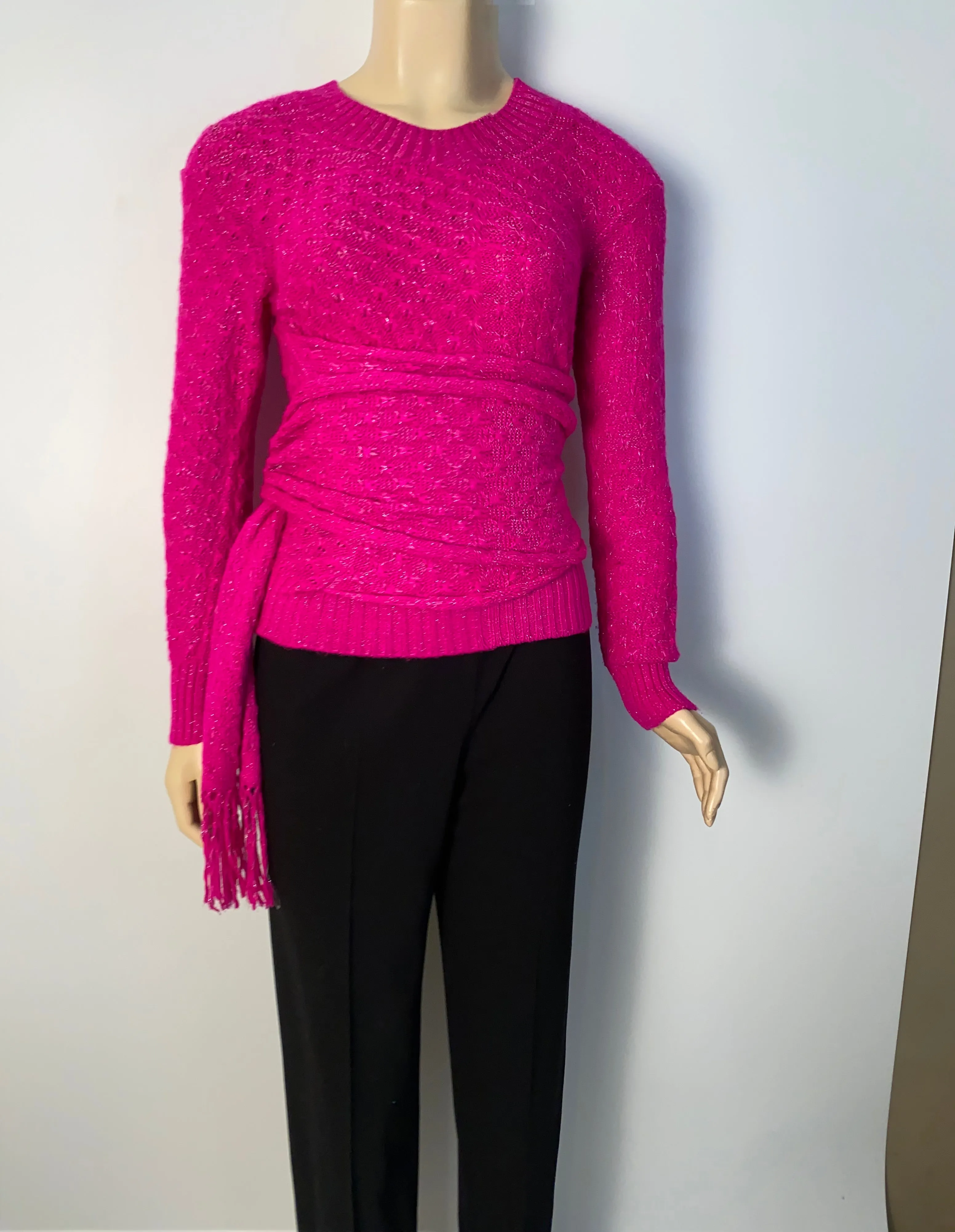 Chanel 2012 Fall 12A Pink Fuchsia Sweater w attached Scarf FR 34