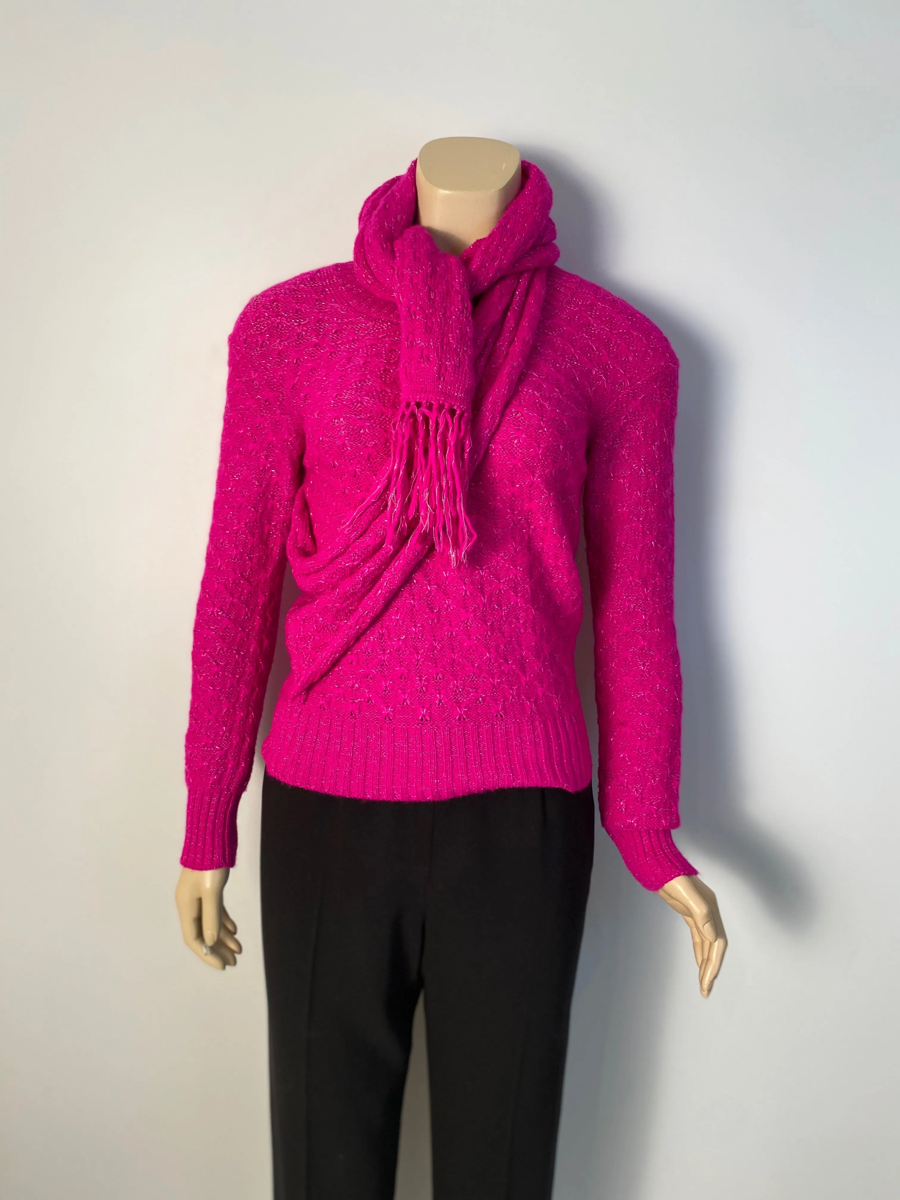 Chanel 2012 Fall 12A Pink Fuchsia Sweater w attached Scarf FR 34