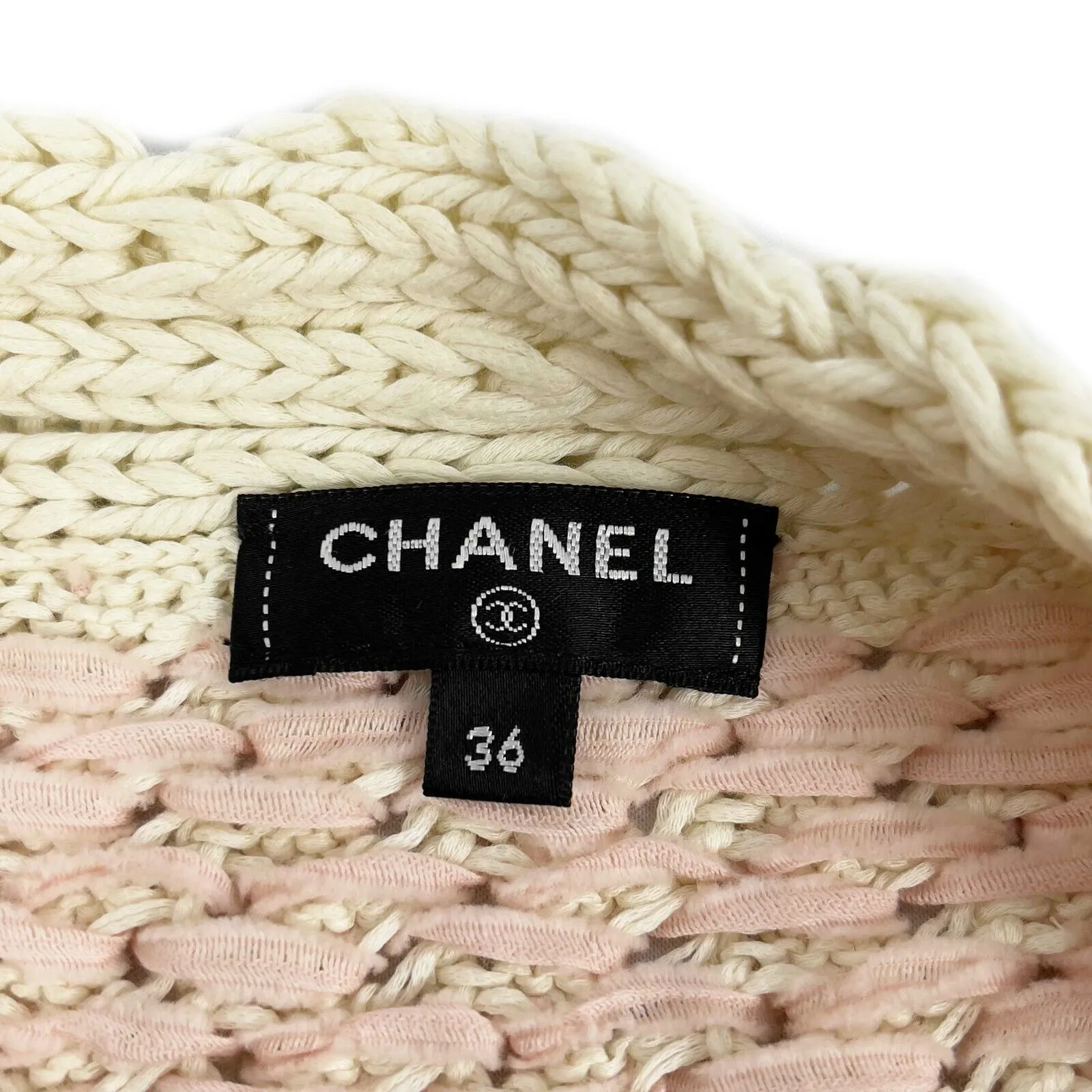 CHANEL -18P Cotton Blend Woven Knit Sweater - Pastel Pink / Ecru - 36 US 4