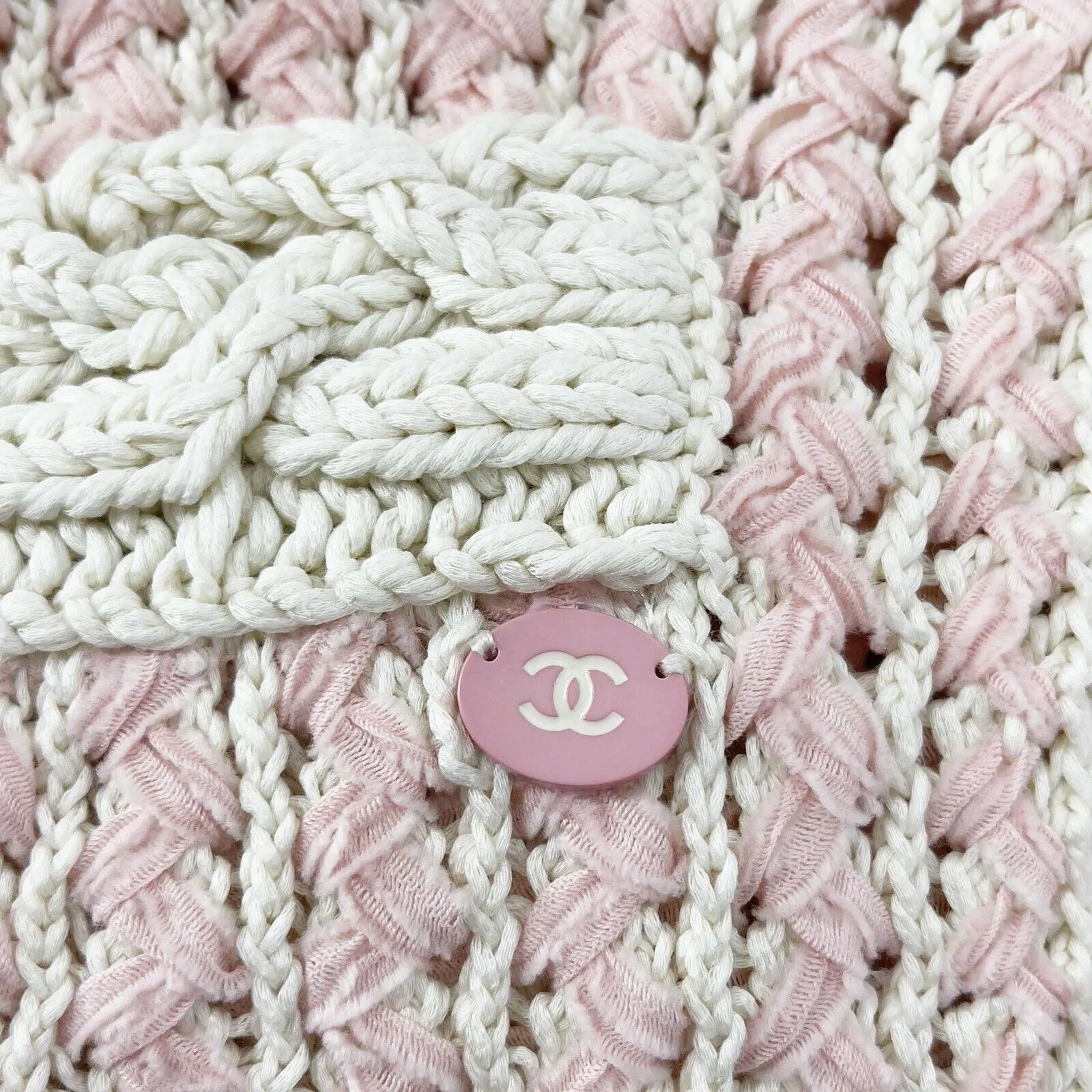 CHANEL -18P Cotton Blend Woven Knit Sweater - Pastel Pink / Ecru - 36 US 4