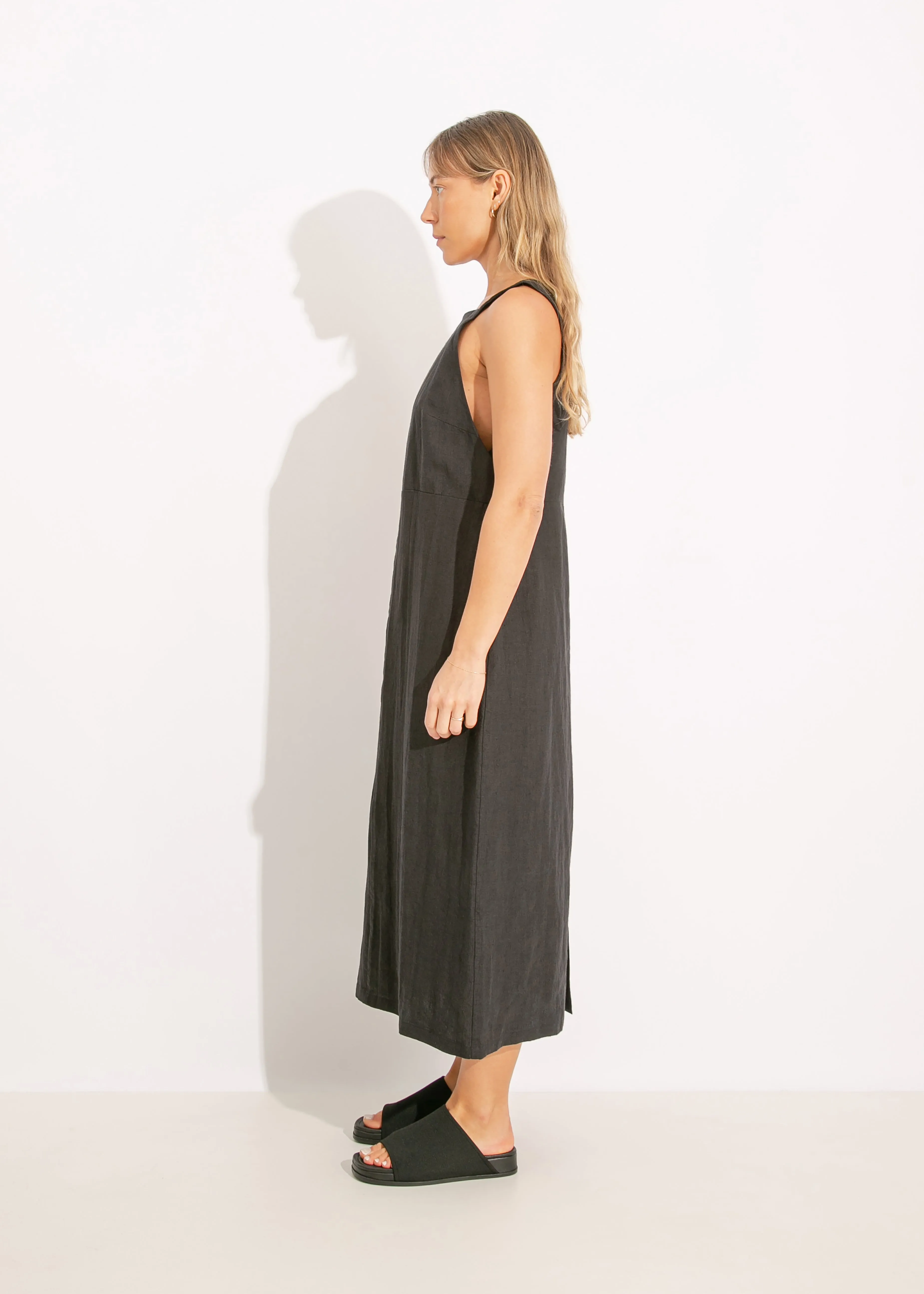 GLENN PINAFORE / BLACK