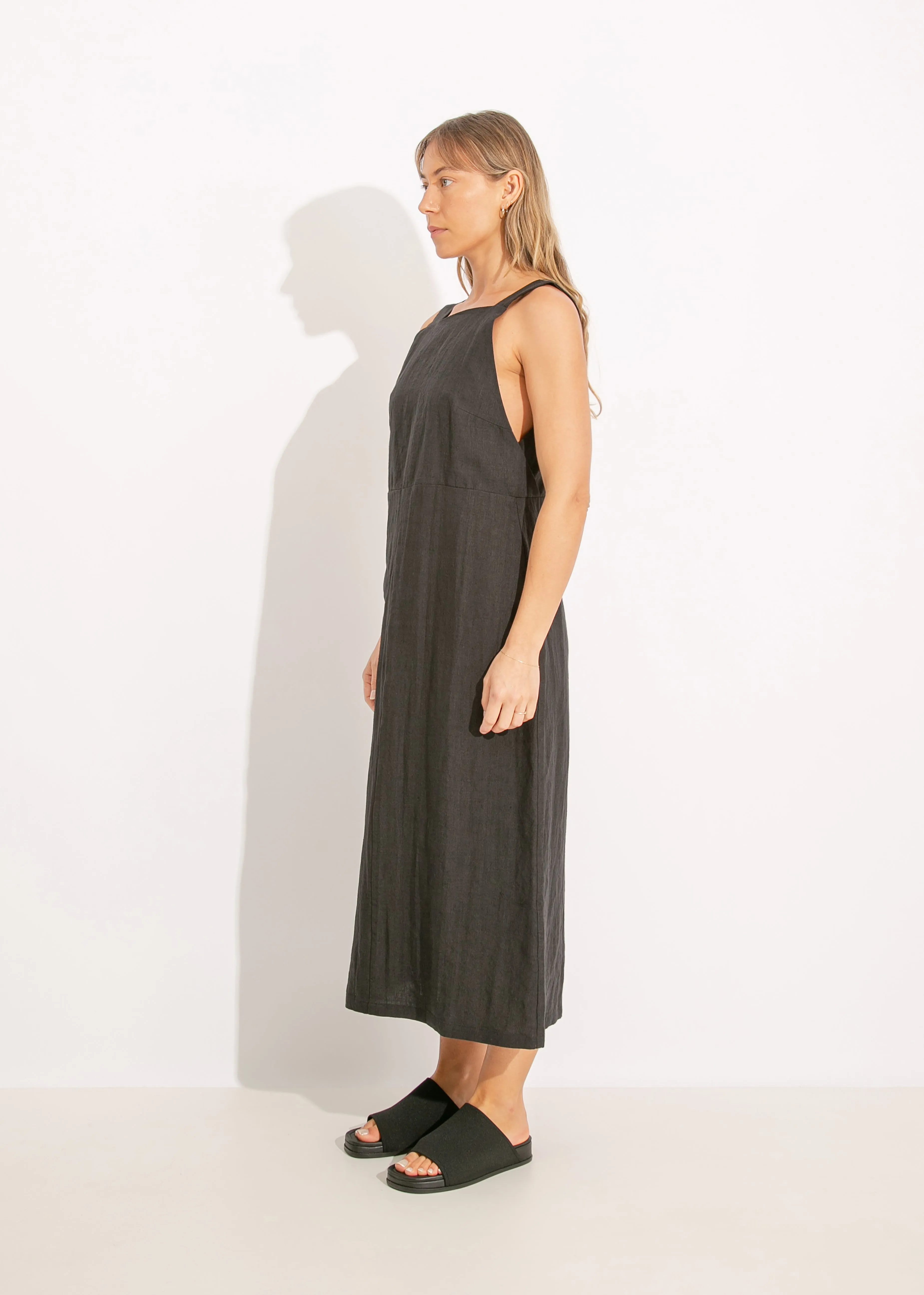 GLENN PINAFORE / BLACK