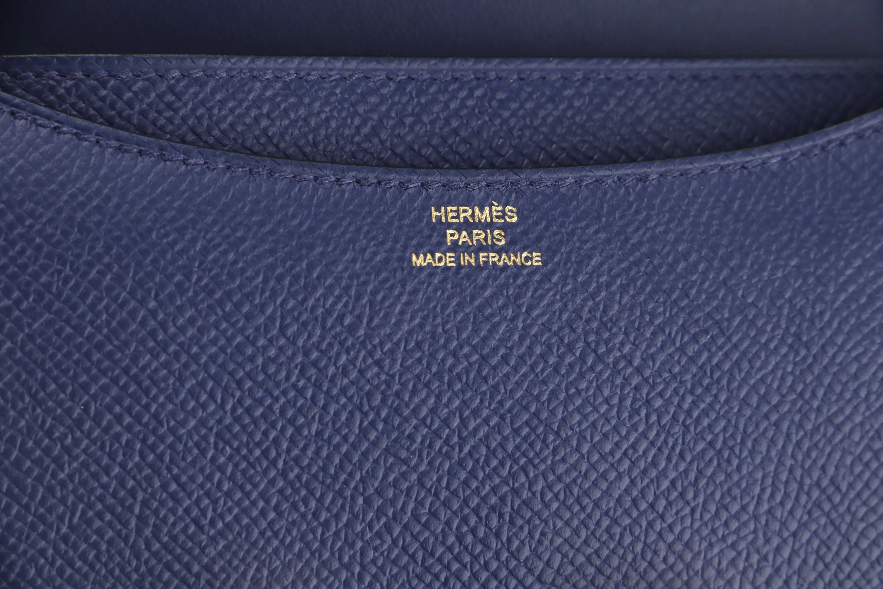 HERMES CONSTANCE 18 MINI MIRROR (STAMP U) VEAU EPSOM 73 BLUE IR, GOLD HARDWARE, WITH MIRROR, DUST COVER & BOX