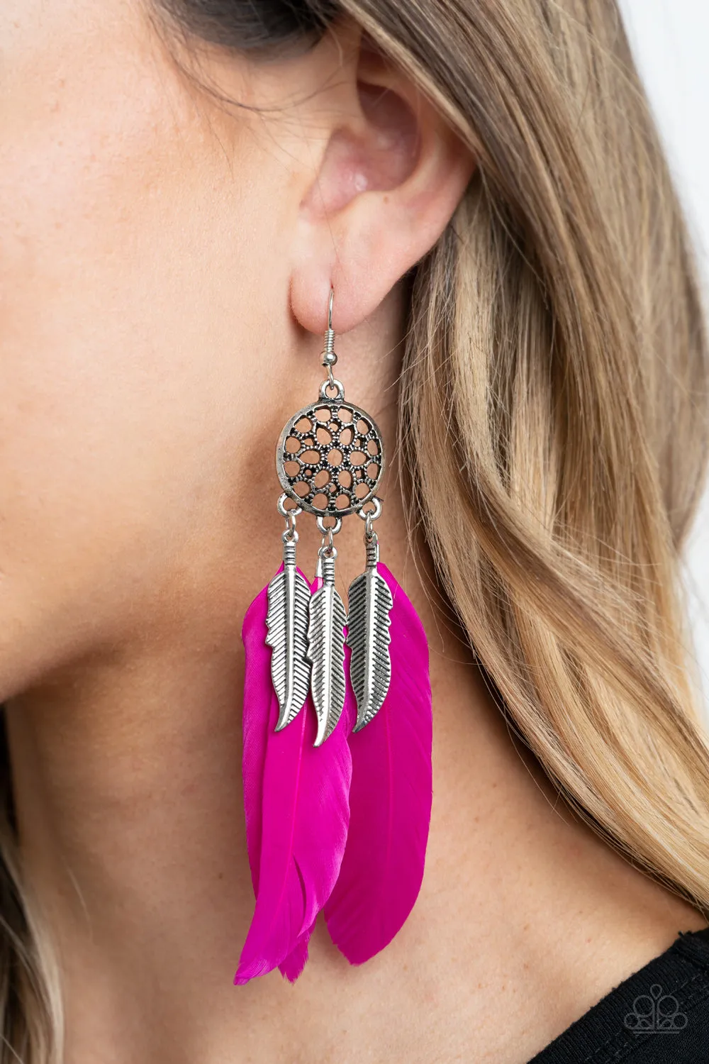 In Your Wildest DREAM-CATCHERS - Pink Earring