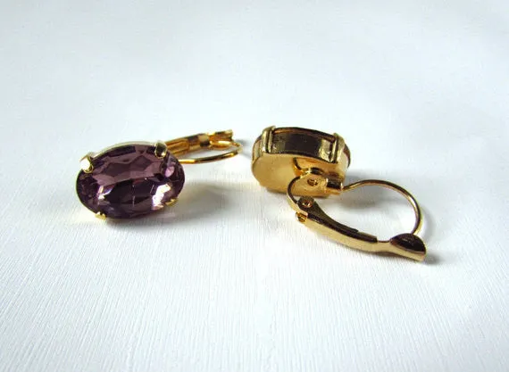 Light Purple Paste Glass Earrings - Medium Oval