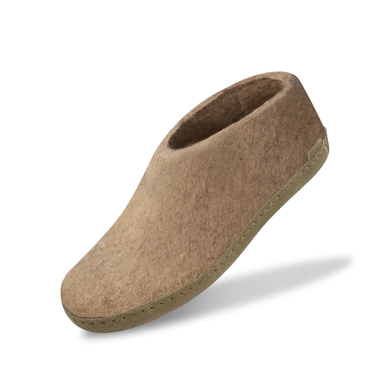 Shoe with leather sole - Sand