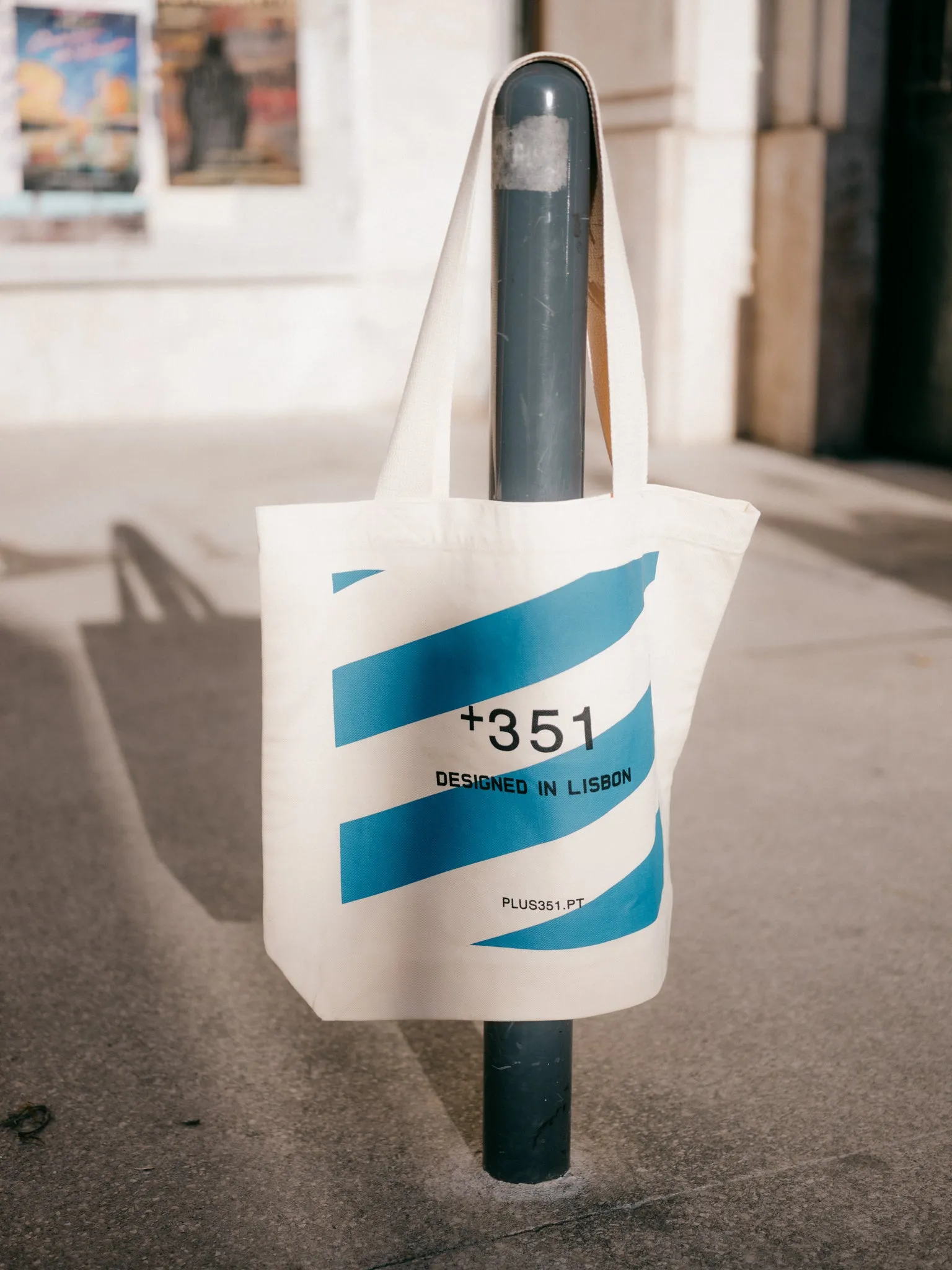 STEEL BLUE STRIPES TOTE-BAG